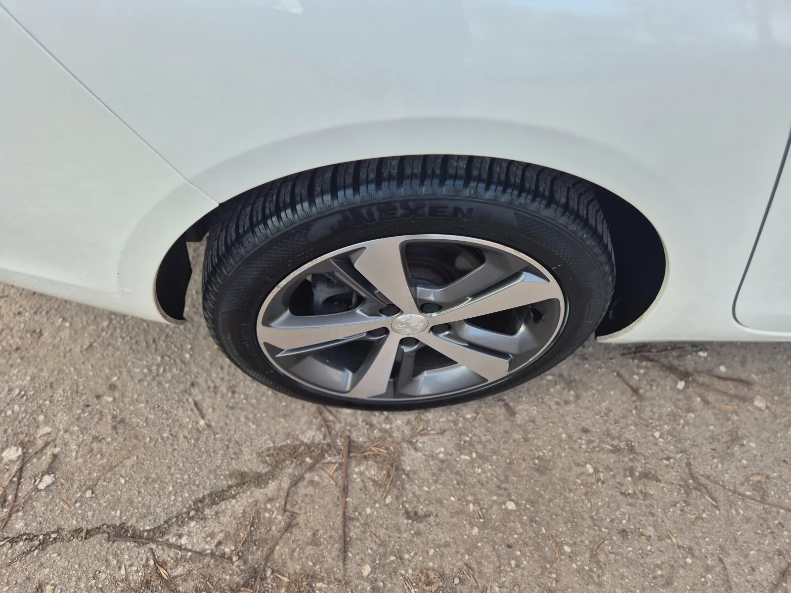 Peugeot 308 1.6HDI SeS GT Line FULL NAVI PANORAMA KO�� | Mobile.bg � ����������� 15