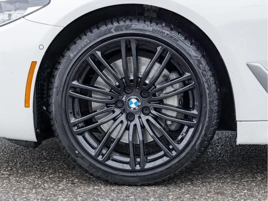 BMW 530 M PACK * * COMFORT PACK * * CARFAX * * АВТО КРЕДИТ - изображение 5