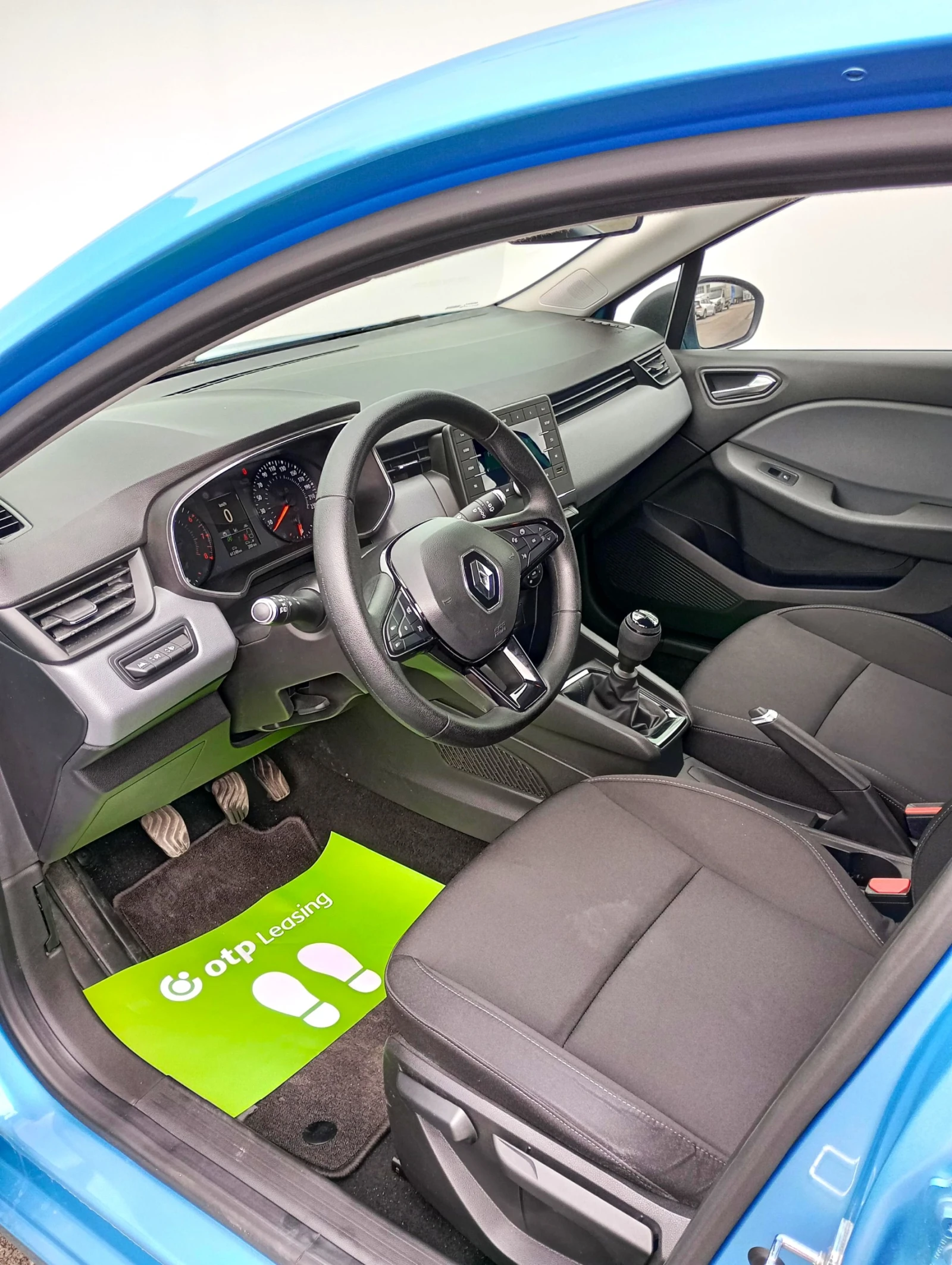 Renault Clio 1.0 Tce, снимка 7 - Автомобили и джипове - 54112840