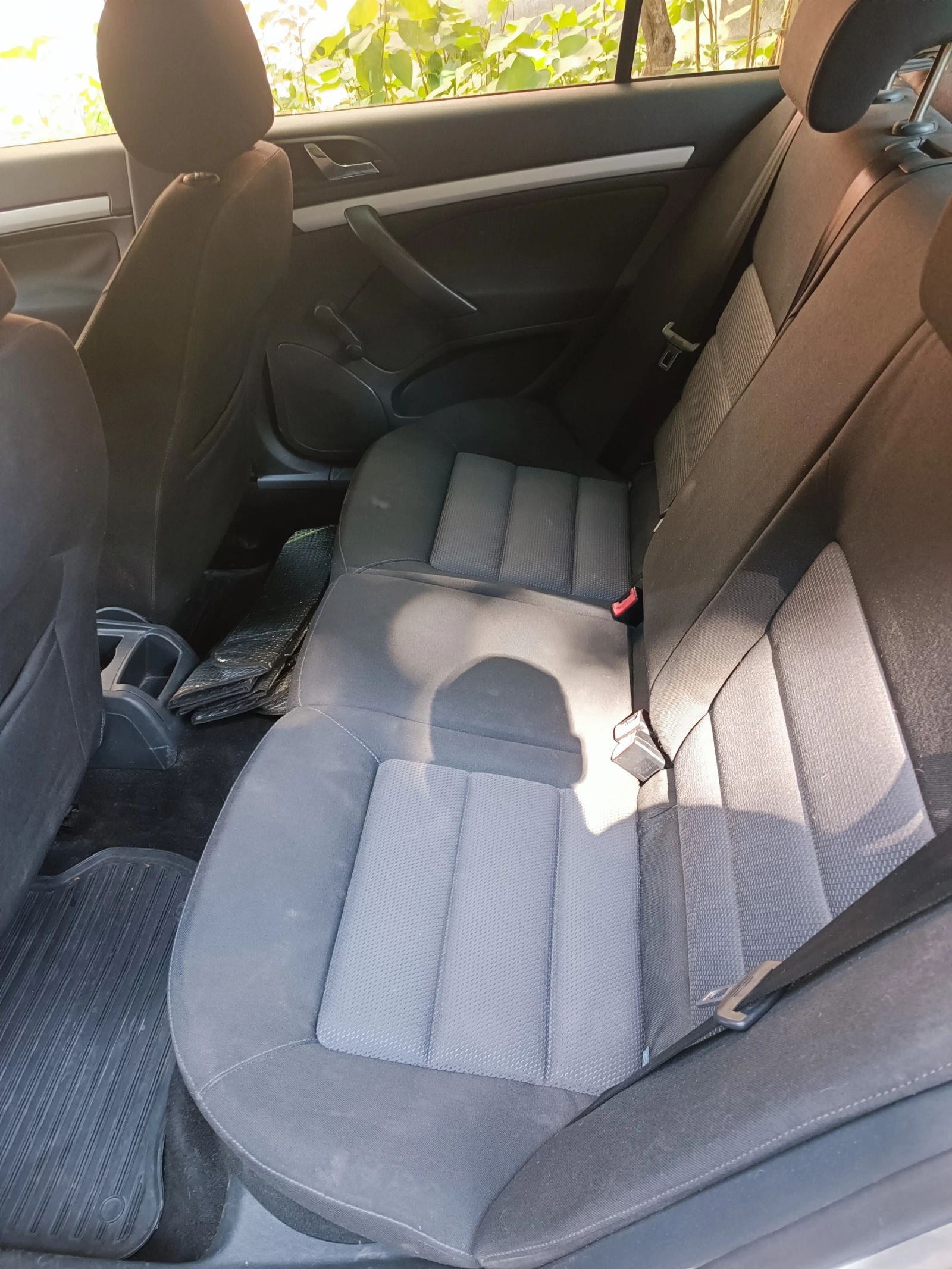 Skoda Octavia 1.9 TDI, снимка 9 - Автомобили и джипове - 54319313