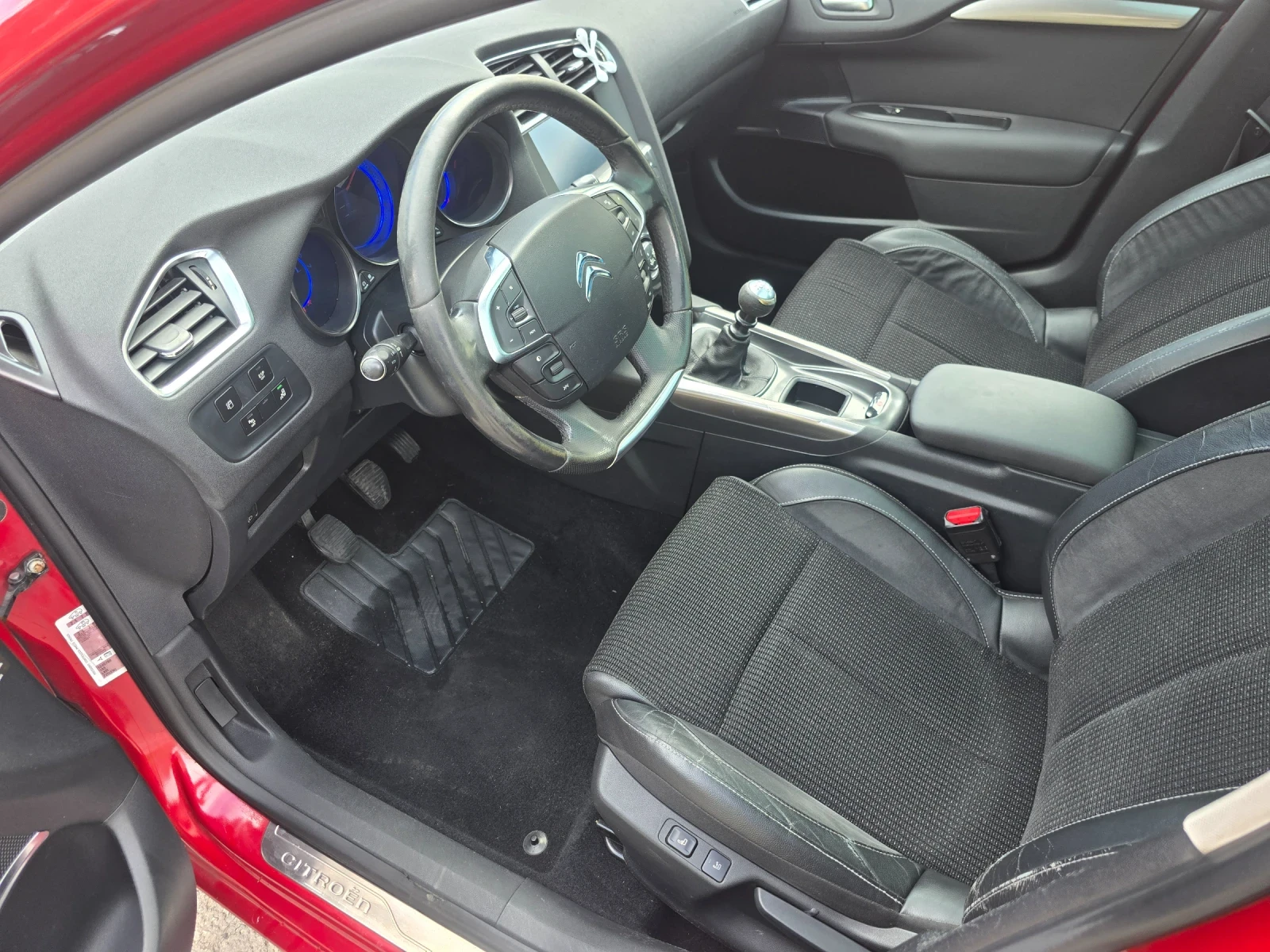 Citroen C4 2.0HDI PANORAMA ALCANTARA EURO 5, снимка 9 - Автомобили и джипове - 54492930