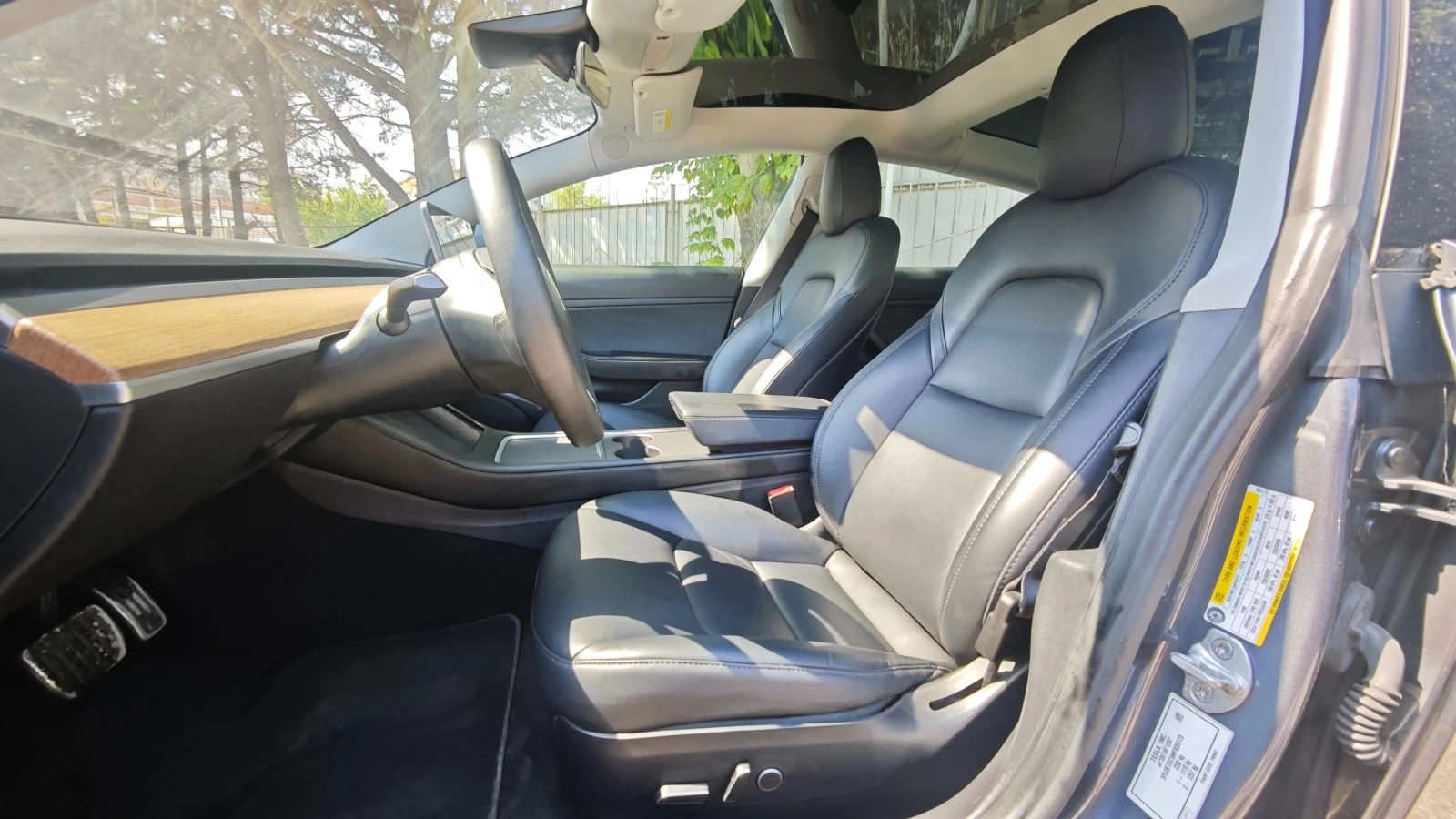 Tesla Model 3 2021 thumbnail 13