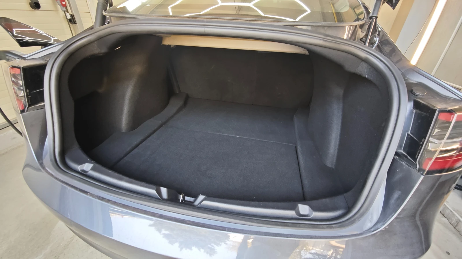 Tesla Model 3 Performance, снимка 9 - Автомобили и джипове - 54599086