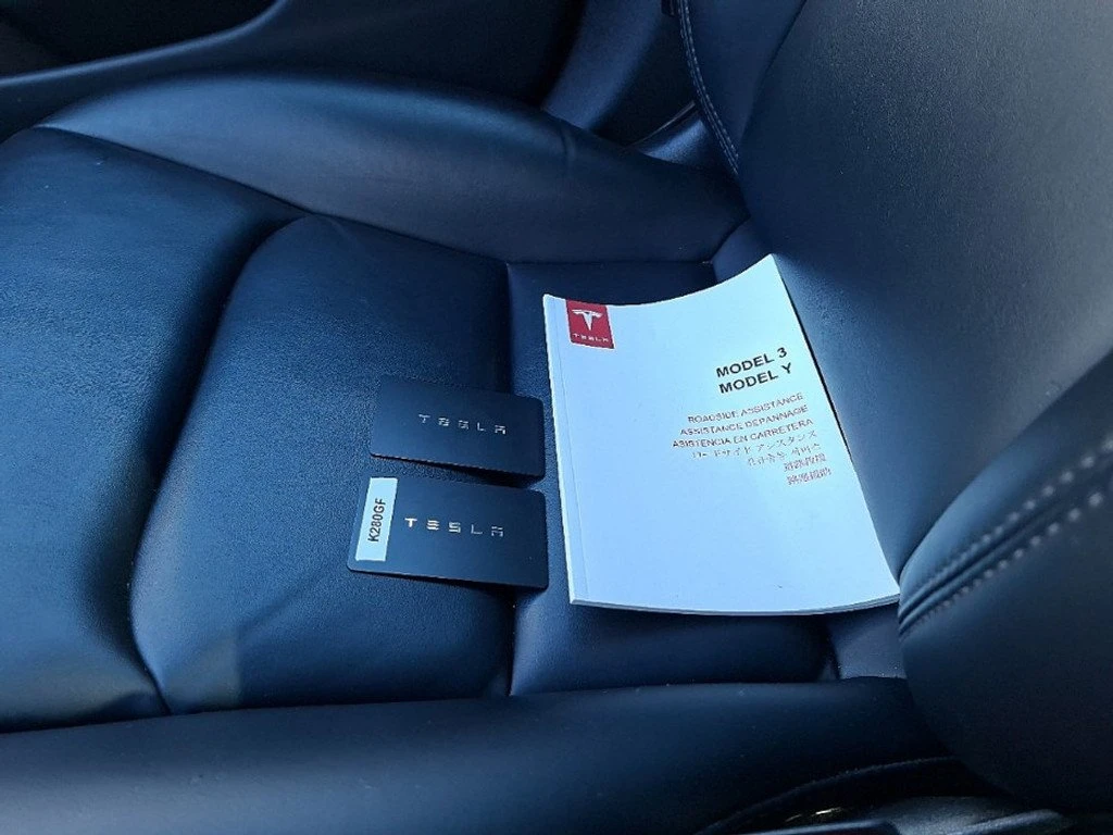 Tesla Model 3 Performance, снимка 14 - Автомобили и джипове - 54599086