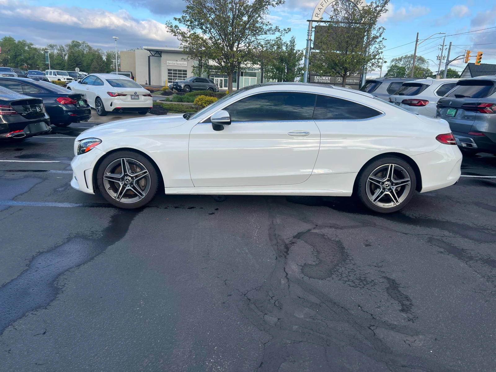 Mercedes-Benz C 300 * * CARFAX * * АВТО КРЕДИТ * * Цена до БГ * * , снимка 2 - Автомобили и джипове - 54598921