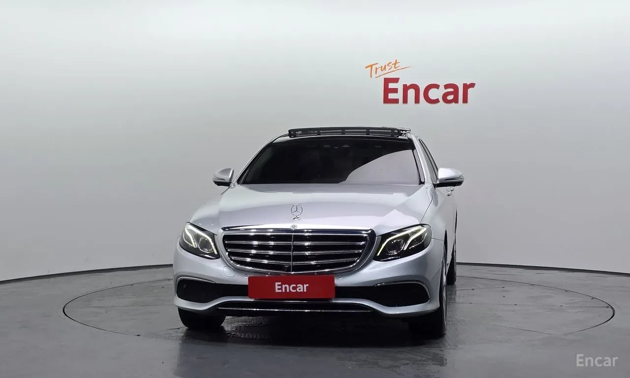 Mercedes-Benz E 300 burmester* multibeam led* Parking Assist, снимка 3 - Автомобили и джипове - 54720632