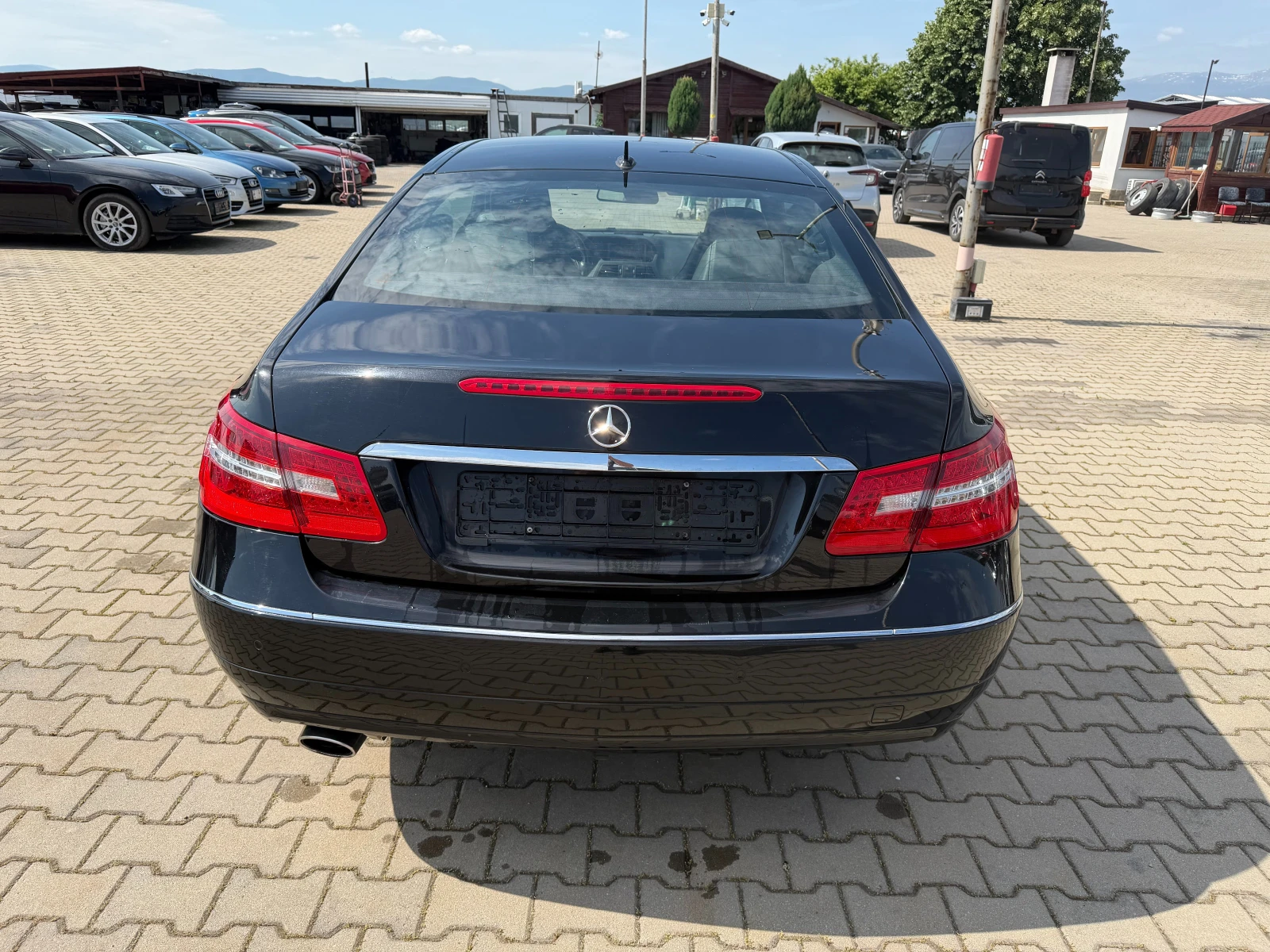 Mercedes-Benz E 220 CDI COUPE AVTOMAT/KOJA/NAVI EURO 5, снимка 7 - Автомобили и джипове - 54737013