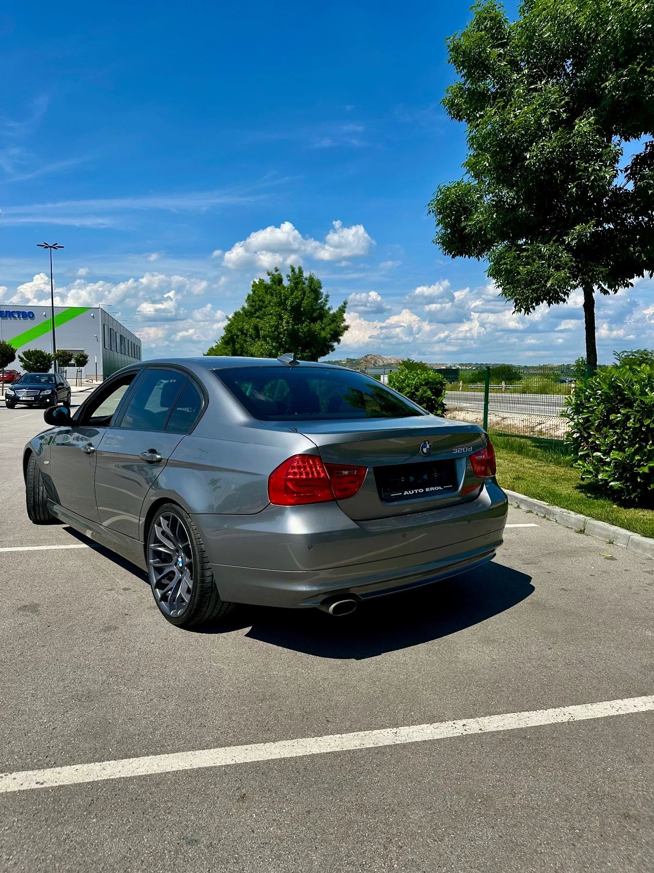 BMW 320 Navi Автомат, снимка 3 - Автомобили и джипове - 54841478