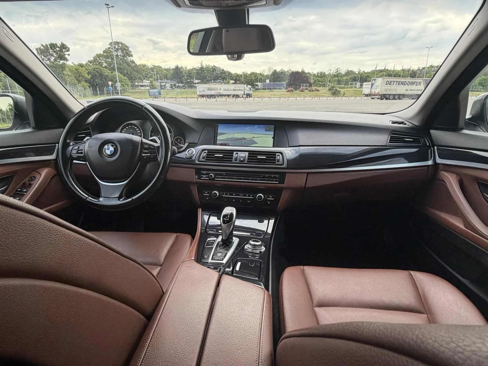 BMW 520, снимка 6 - Автомобили и джипове - 55386051
