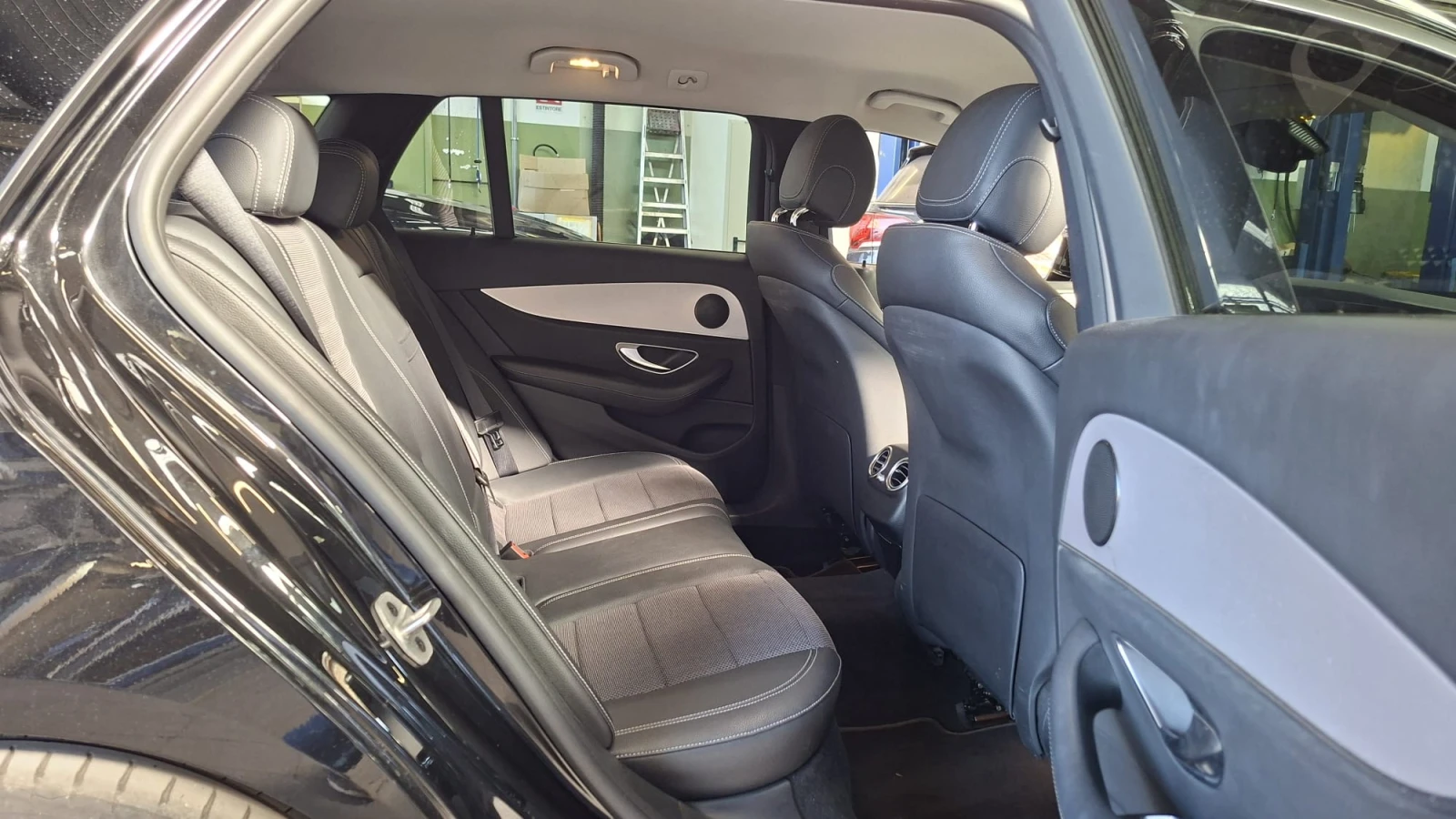 Mercedes-Benz E 220 d 4-MATIC AMG 9G FACELIFT FULLL!!! 100% РЕАЛНИ КM, снимка 14 - Автомобили и джипове - 55559459