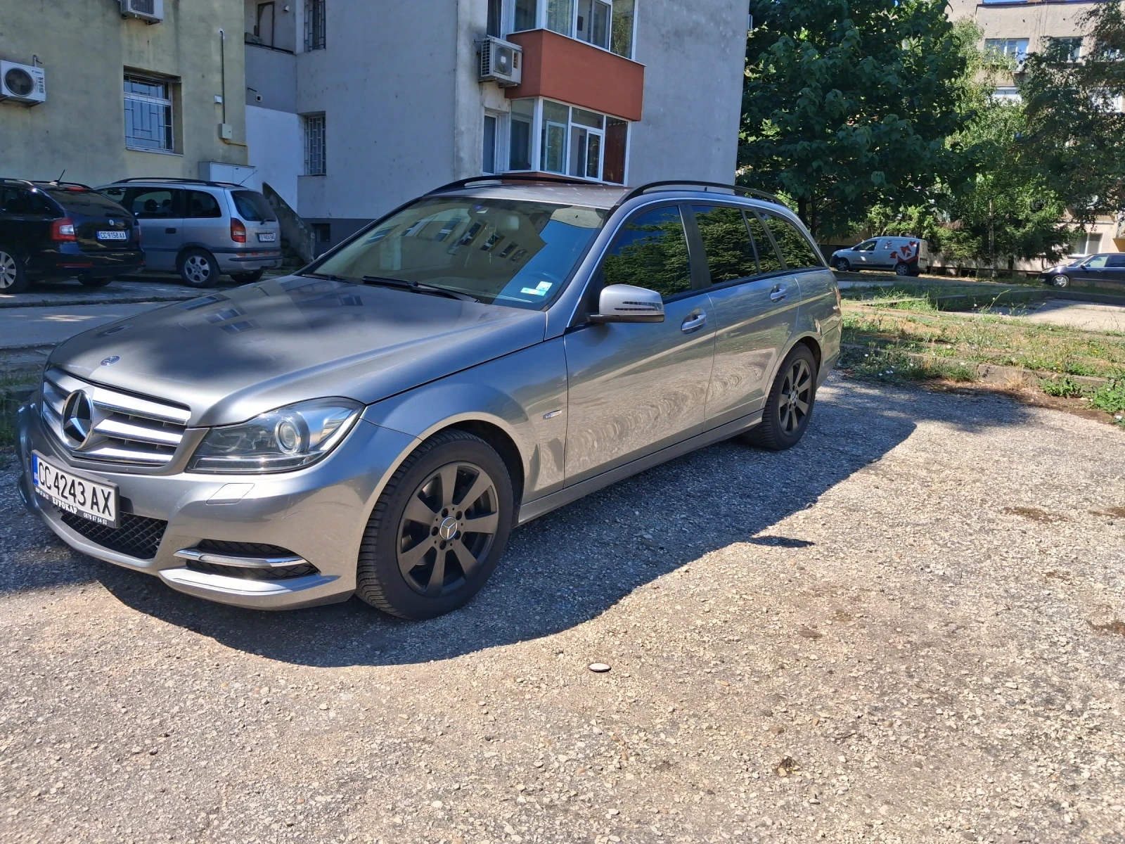 Mercedes-Benz C 200, снимка 3 - Автомобили и джипове - 56347782