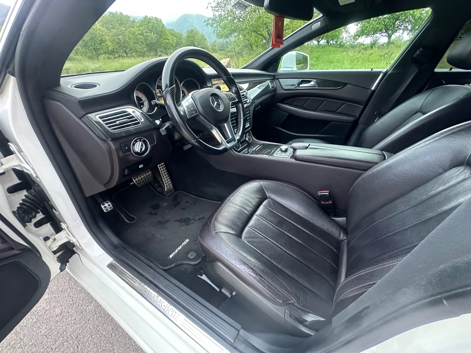 Mercedes-Benz CLS 350 Седан, снимка 13 - Автомобили и джипове - 55631199