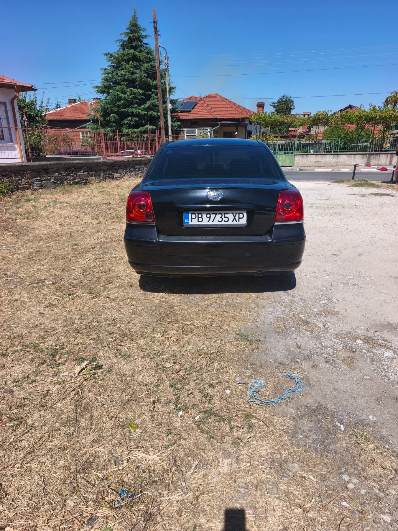 Toyota Avensis 1.8 с газова уредба brc, снимка 4 - Автомобили и джипове - 55980765