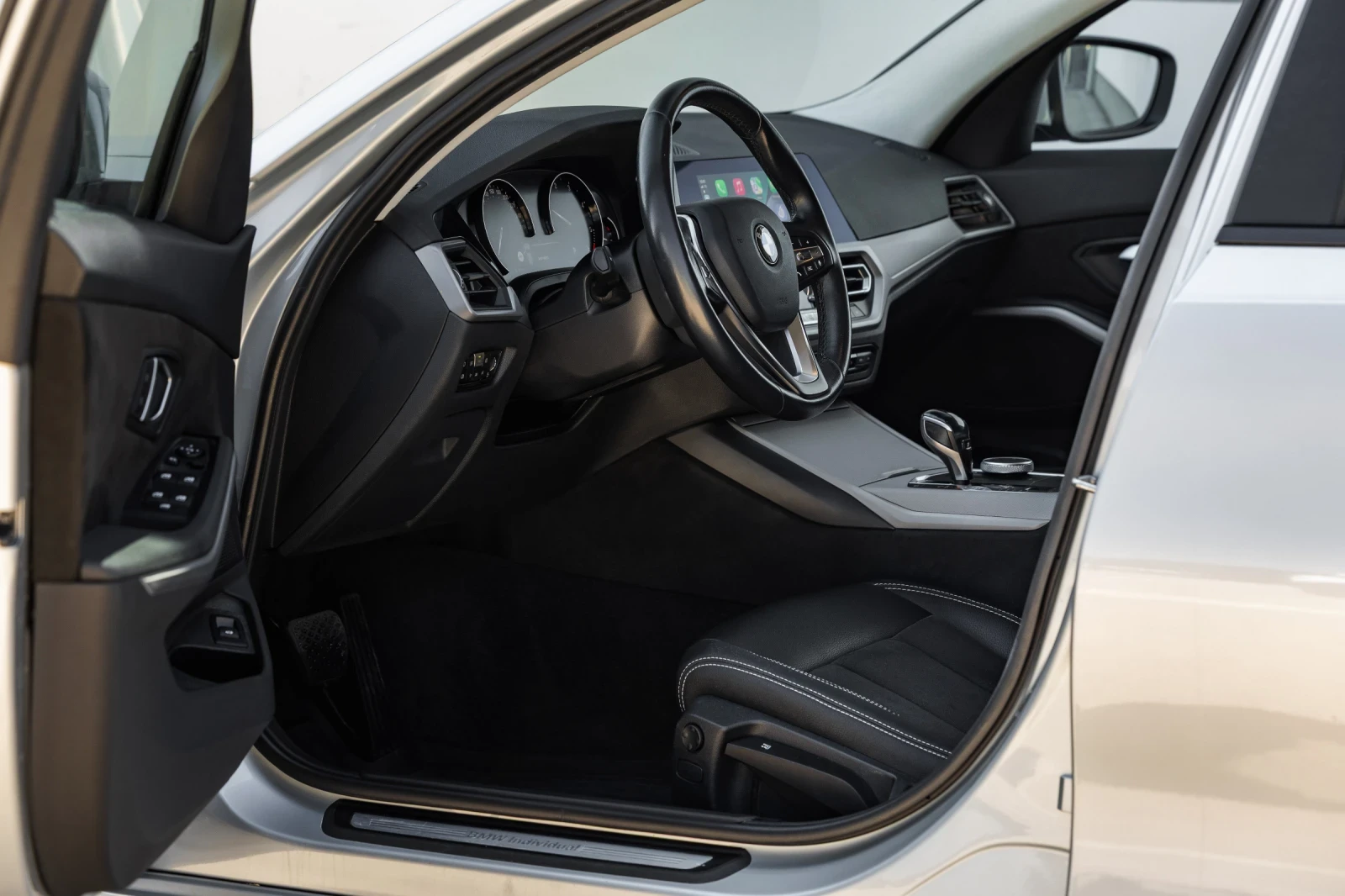 BMW 320, снимка 7 - Автомобили и джипове - 56005459