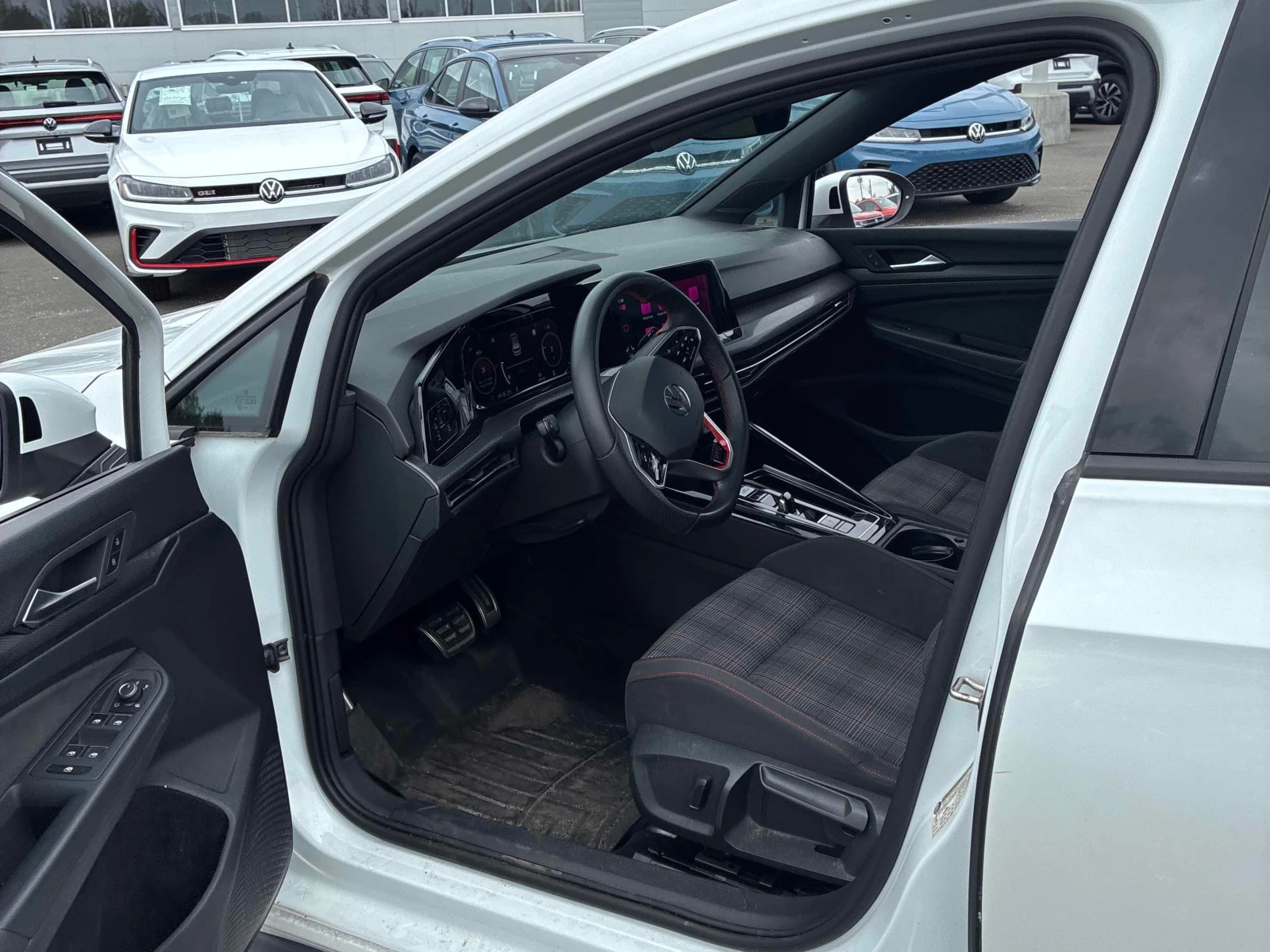 VW Golf Autobahn* CARFAX* ПОДГРЕВ* ПАНО* АВТОКРЕДИТ* , снимка 7 - Автомобили и джипове - 56155179