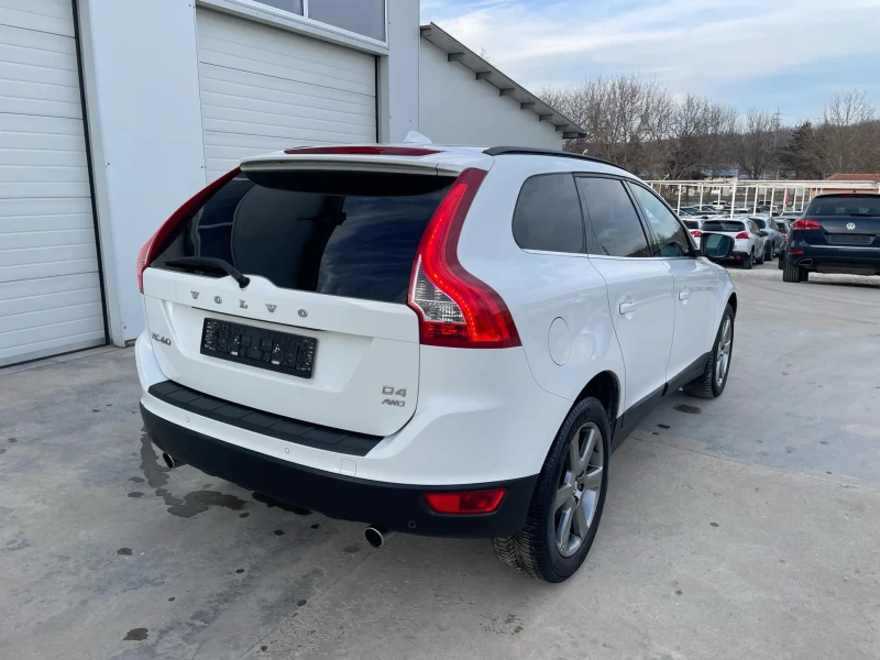 Volvo XC60 2.4d D4* 4x4* NAVI* UNIKAT* , снимка 14 - Автомобили и джипове - 48762680