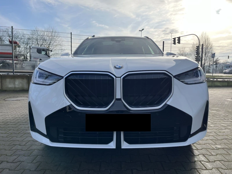 BMW X3 20d* FACELIFT* XDRIVE* PANO* M-SPORT* HEAD-UP* MEM, снимка 2 - Автомобили и джипове - 49180223