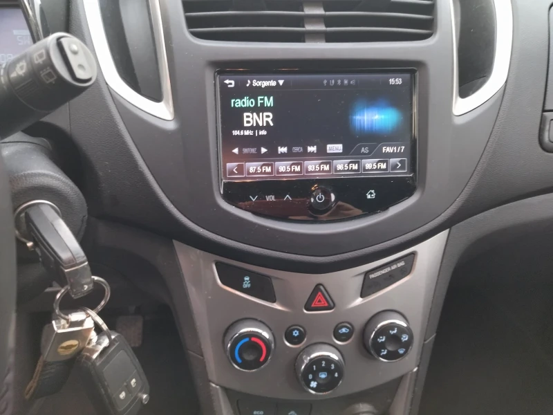 Chevrolet Trax 1.7, снимка 13 - Автомобили и джипове - 49481621