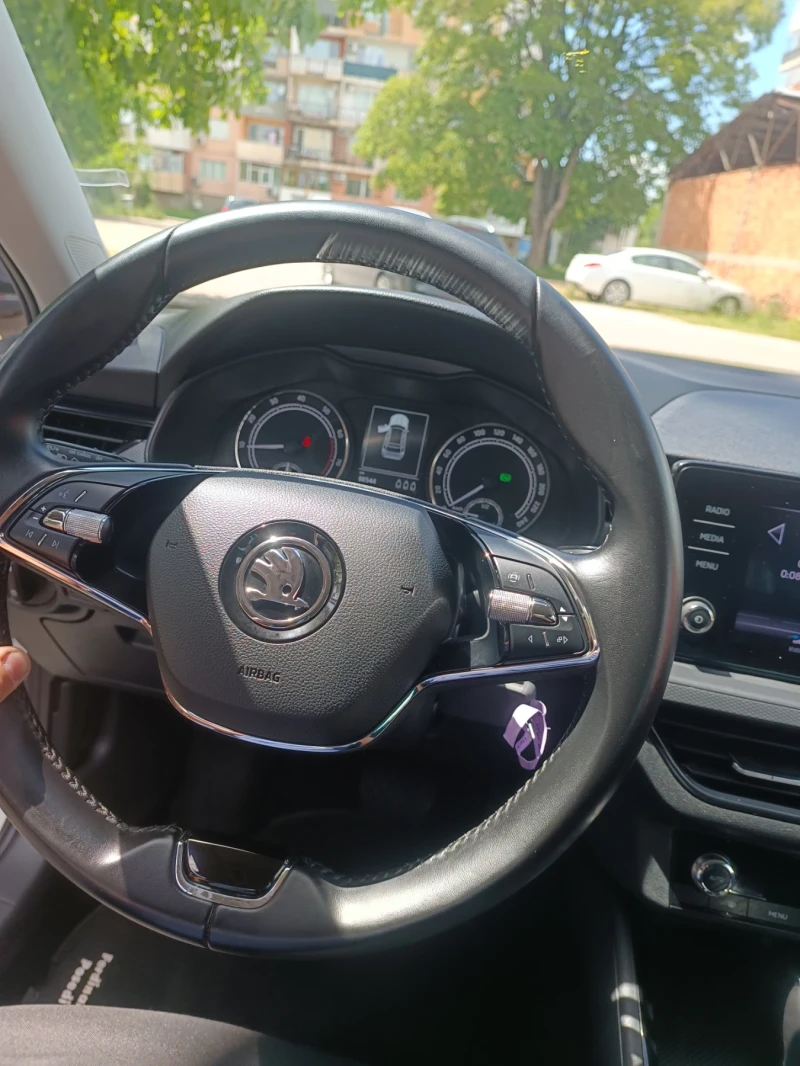 Skoda Kamiq 1.0 tsi 115 DSG, снимка 8 - Автомобили и джипове - 52929745