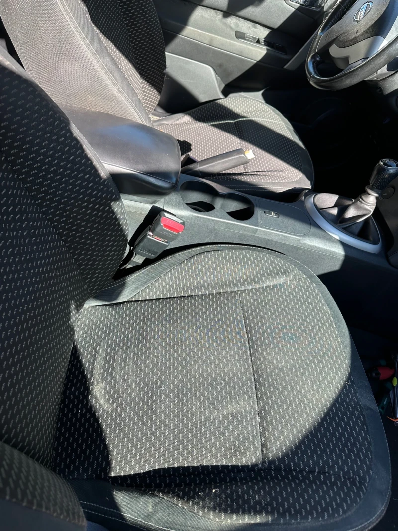 Nissan Qashqai, снимка 4 - Автомобили и джипове - 52253788