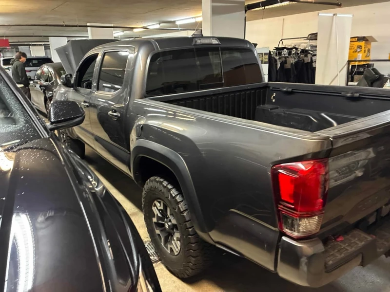Toyota Tacoma * TRD * CARFAX * БЕЗ ПЪРВОНАЧАЛНА ВНОСКА, снимка 2 - Автомобили и джипове - 52701666