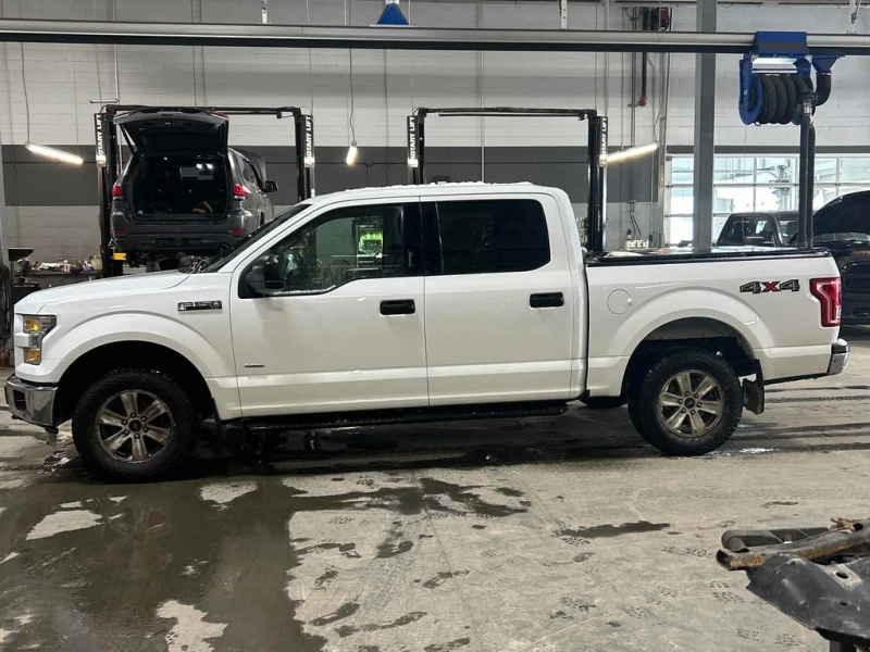 Ford F150 * 4WD SuperCrew 145" * CARFAX * БЕЗ ПЪРВОНАЧАЛ, снимка 2 - Автомобили и джипове - 53294433