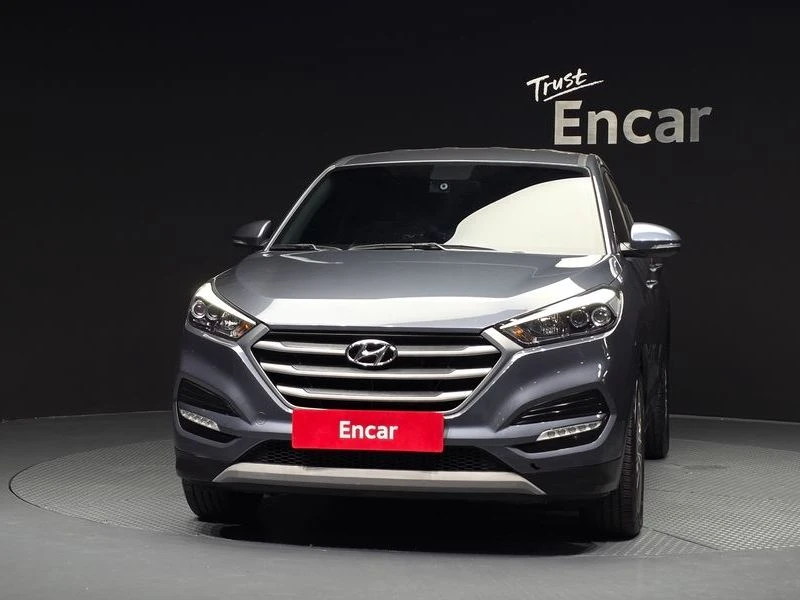 Hyundai Tucson Diesel 2.0 2WD| 136к.с.| ВКЛ.ТЕХНОТЕСТ, снимка 3 - Автомобили и джипове - 55293521