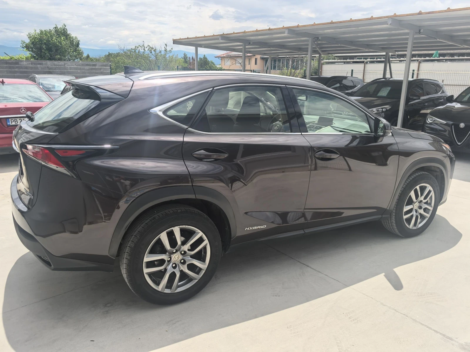 Lexus NX 300h NX300 Hybrid Executive - изображение 10