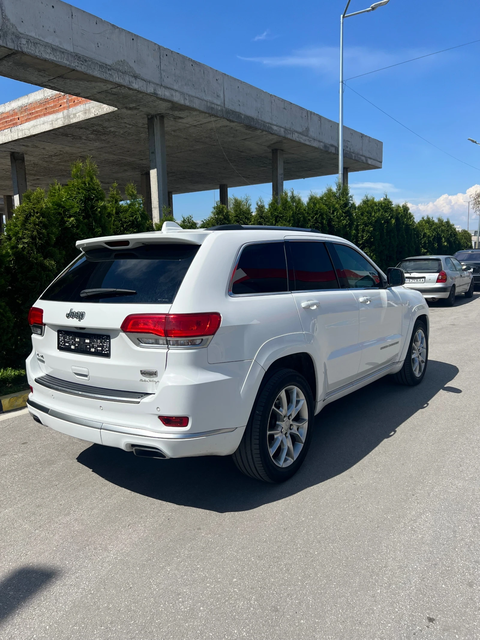 Jeep Grand cherokee SUMMIT/FACELIFT - изображение 5