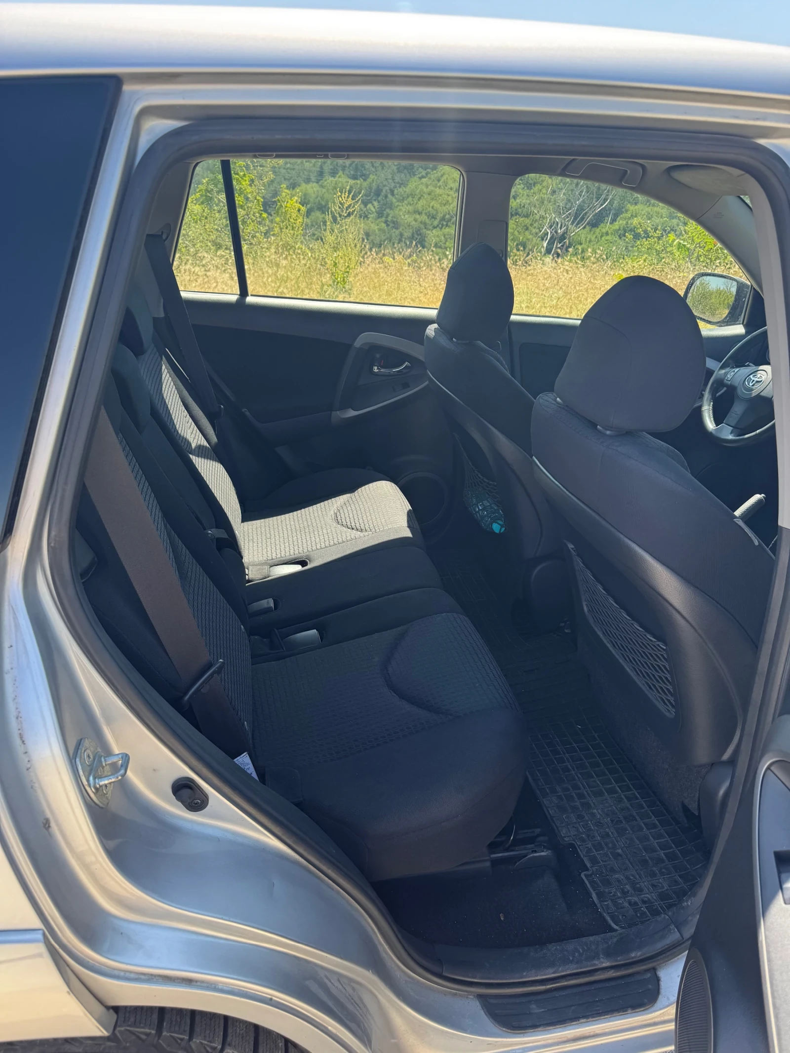 Toyota Rav4 2.2 D-CAT - изображение 7