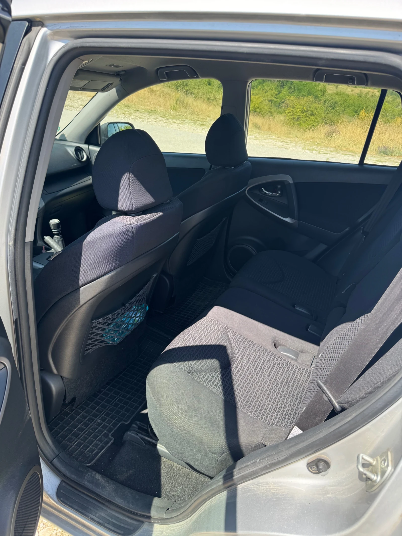 Toyota Rav4 2.2 D-CAT - изображение 6