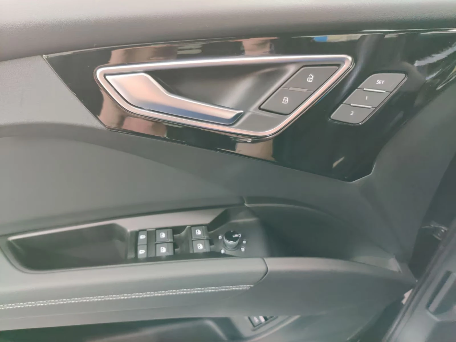 Audi Q4 50e-tron/299HP/SB/S-LINE/PANO/MATRIX/MEMO/HUD/548g | Mobile.bg   11