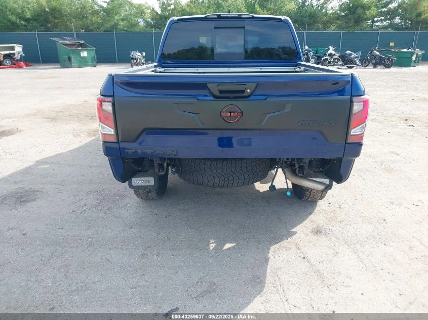 Nissan Titan crew cab PRO-4X 4X4/5.6 - изображение 8