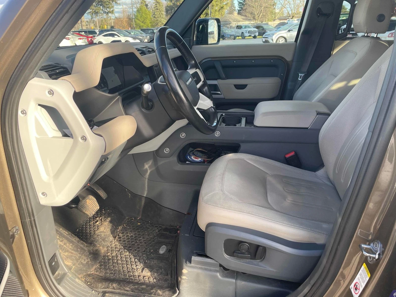 Land Rover Defender First Edition CARFAX    | Mobile.bg   6