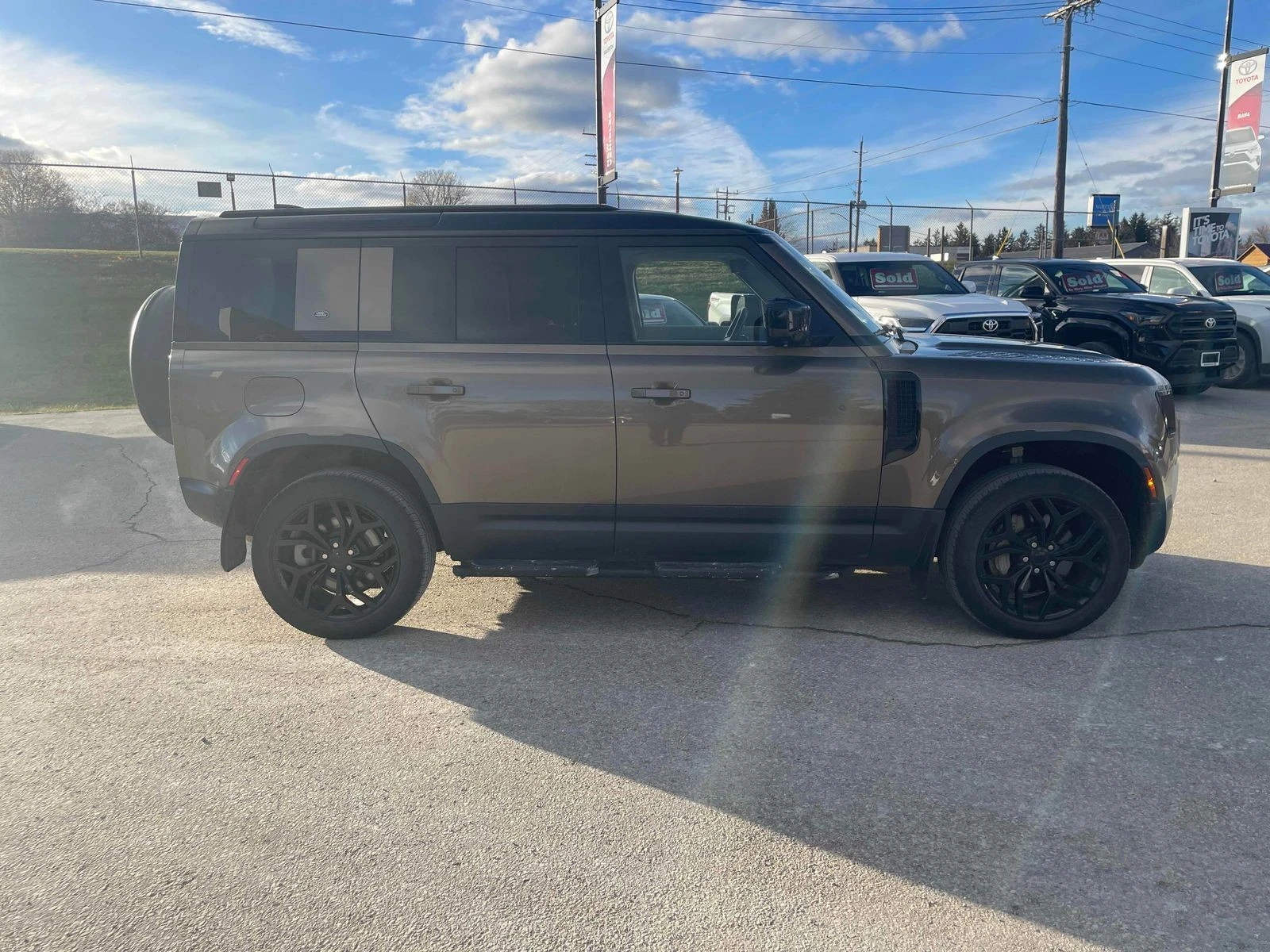 Land Rover Defender First Edition CARFAX    | Mobile.bg   5