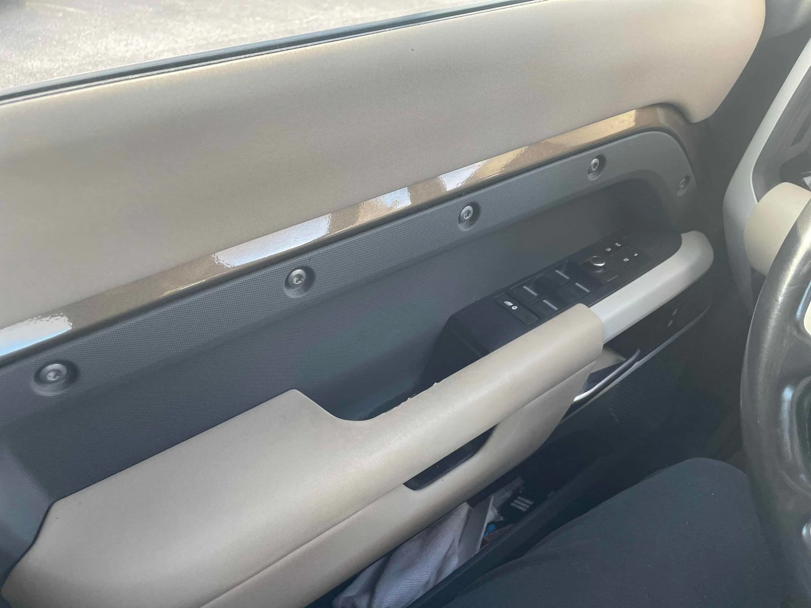 Land Rover Defender First Edition CARFAX    | Mobile.bg   10