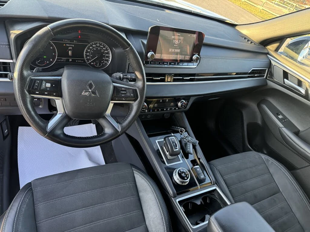 Mitsubishi Outlander SE CAM* �������* PANO* KEYLESS*  | Mobile.bg � ����������� 16