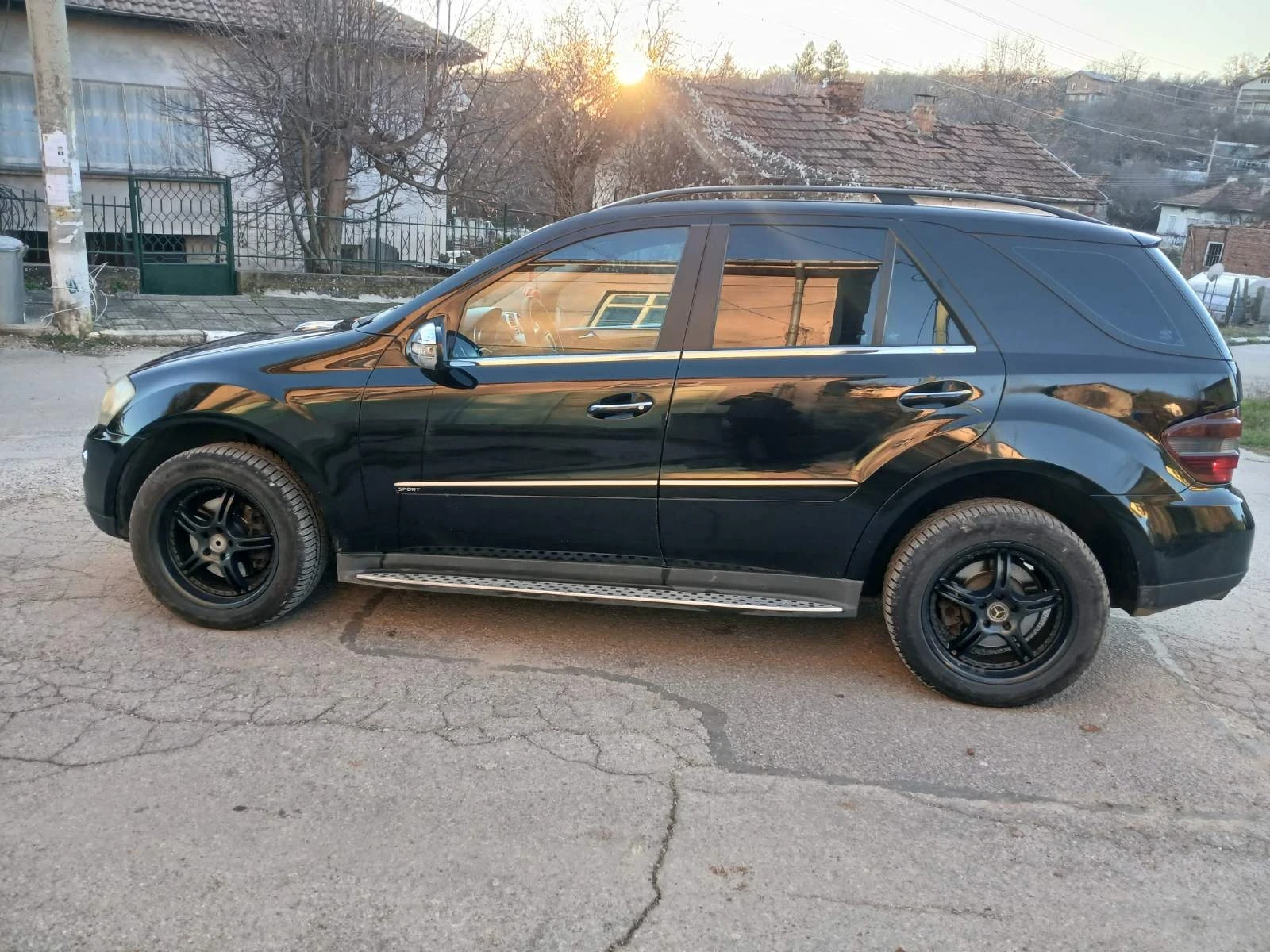 Mercedes-Benz ML 320  - изображение 3