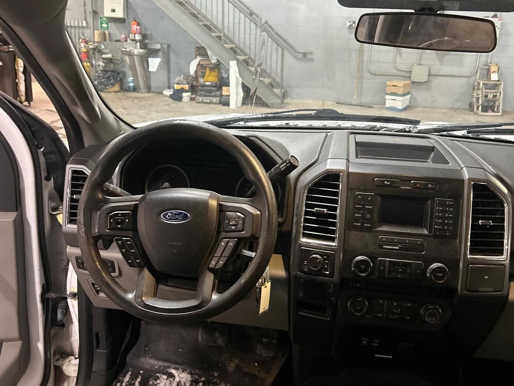 Ford F150 * 4WD SuperCrew 145" * CARFAX * БЕЗ ПЪРВОНАЧАЛ - изображение 8