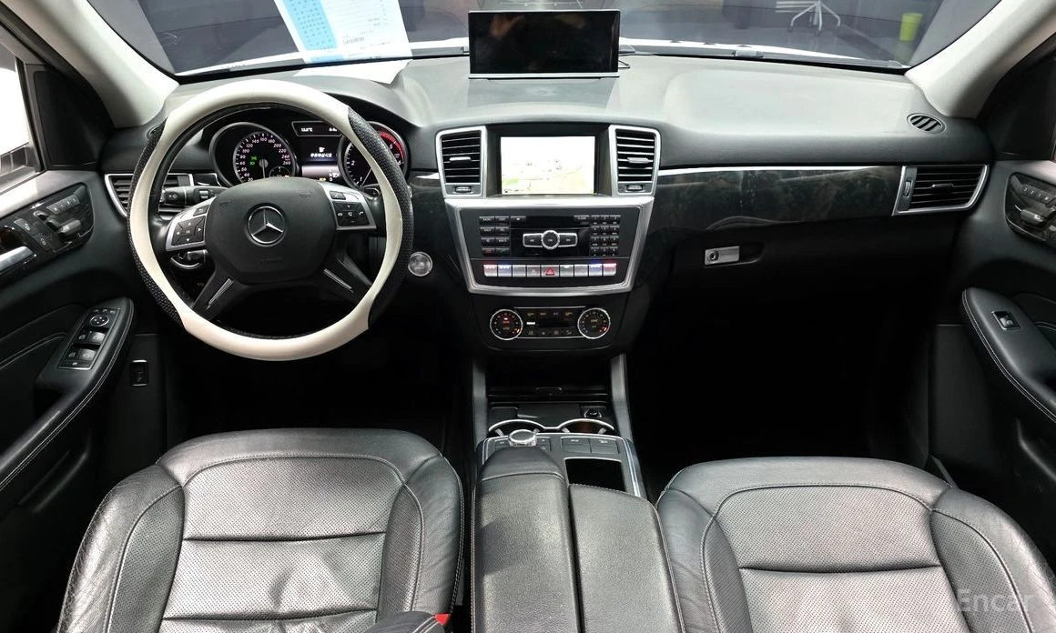 Mercedes-Benz ML 350, снимка 7 - Автомобили и джипове - 54106591