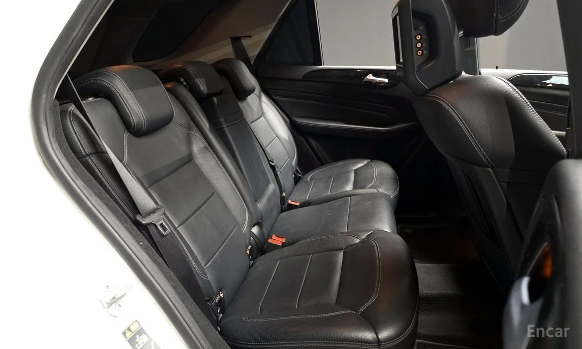 Mercedes-Benz ML 350, снимка 12 - Автомобили и джипове - 54106591