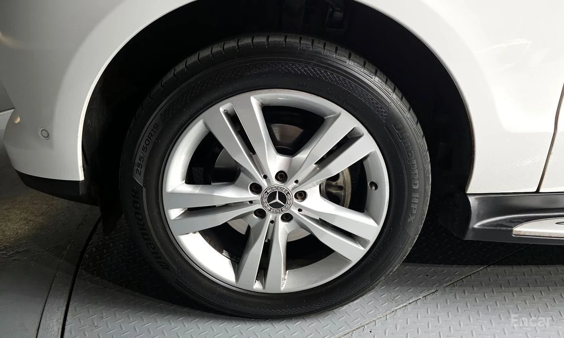 Mercedes-Benz ML 350, снимка 5 - Автомобили и джипове - 54106591