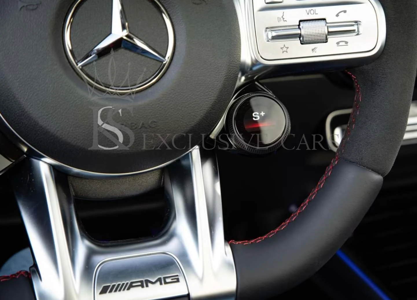 Mercedes-Benz GLA 45 AMG AMG S* 4M* PANO* CARBON* HUD* 360* , снимка 11 - Автомобили и джипове - 54867785