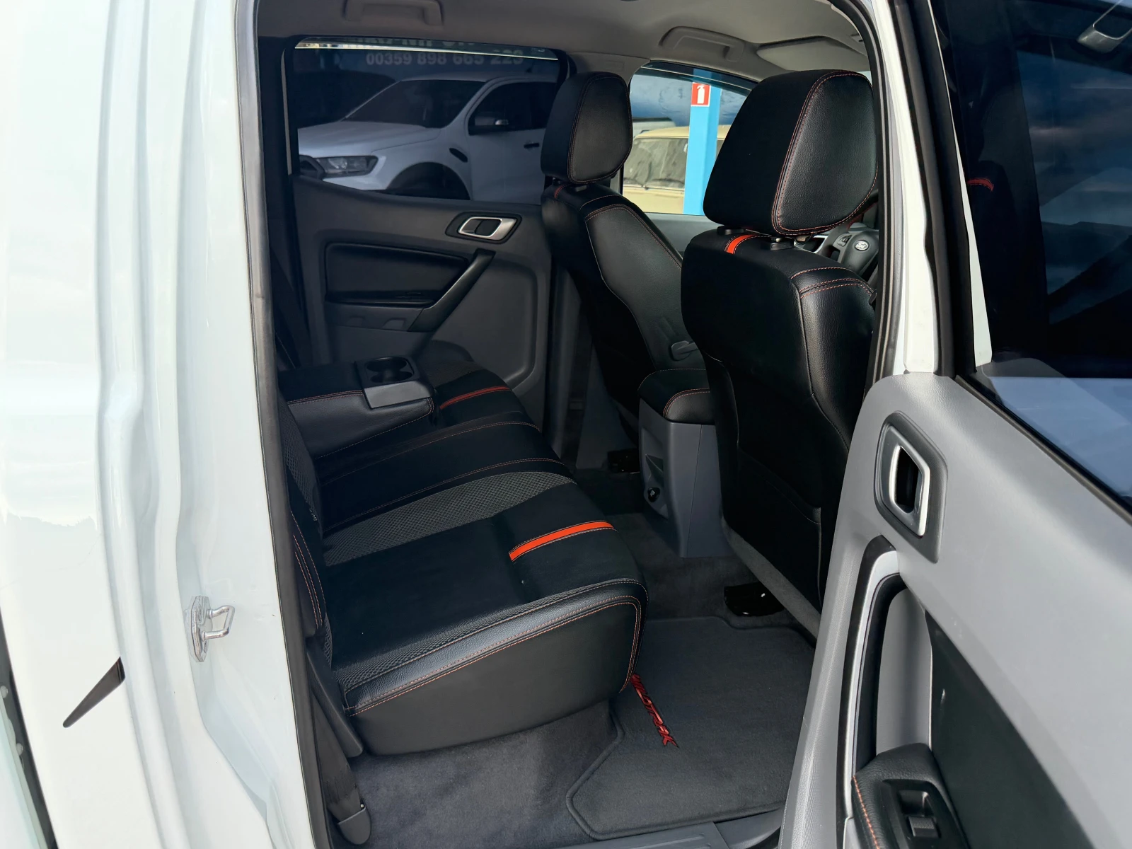 Ford Ranger 3.2 Ръчка, снимка 14 - Автомобили и джипове - 55042450