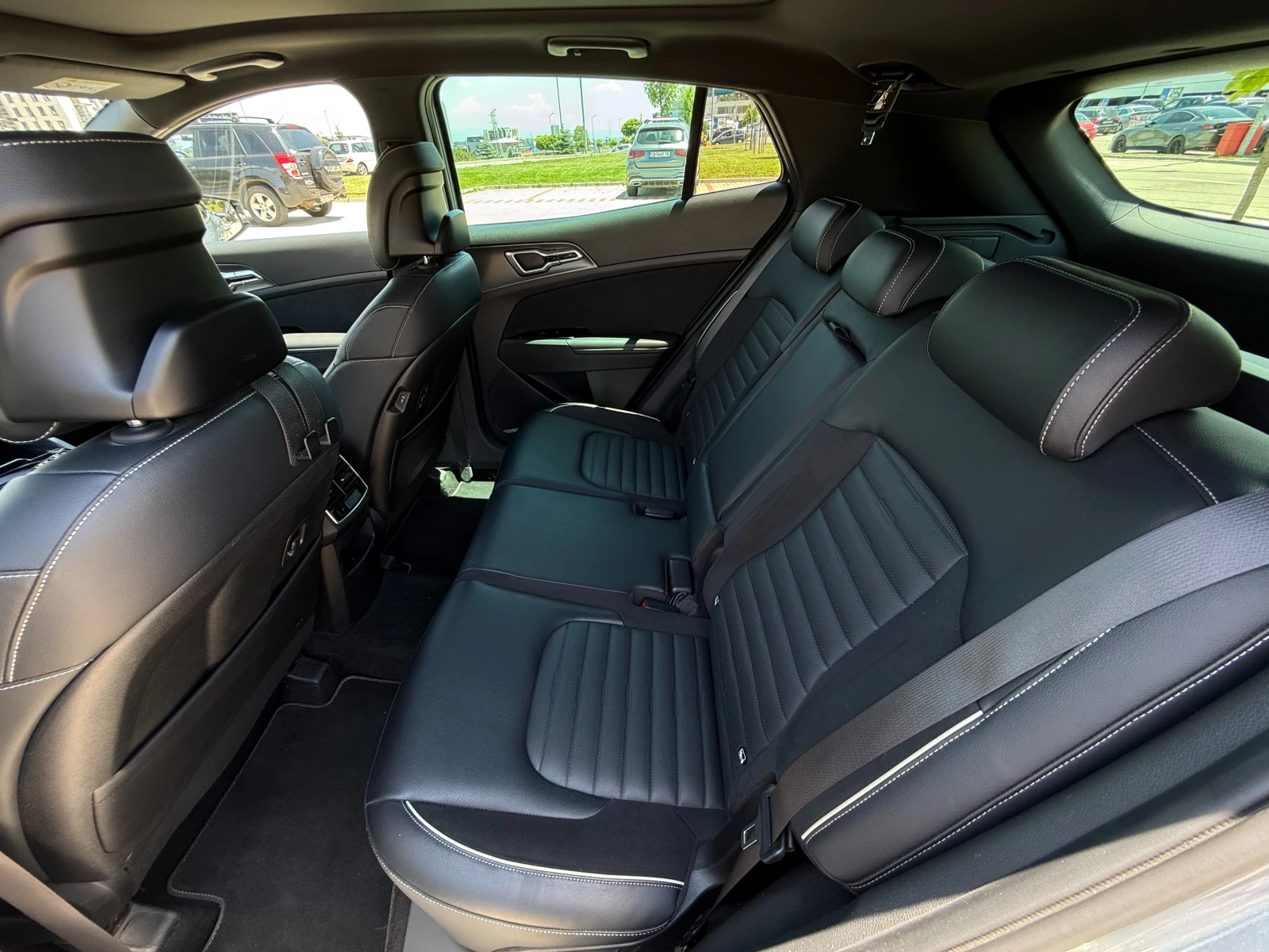 Kia Sportage 1.6 T-GDI / GT Line / 4x4 / 180 к.с. / Mild Hybrid, снимка 10 - Автомобили и джипове - 55218026