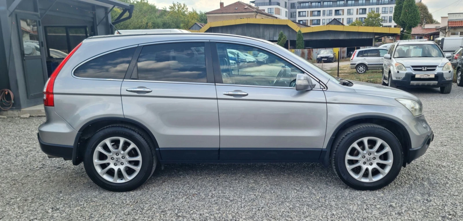 Honda Cr-v 2.0 i-VTEC 4x4 Екзекютив!Дистроник!, снимка 4 - Автомобили и джипове - 56071625