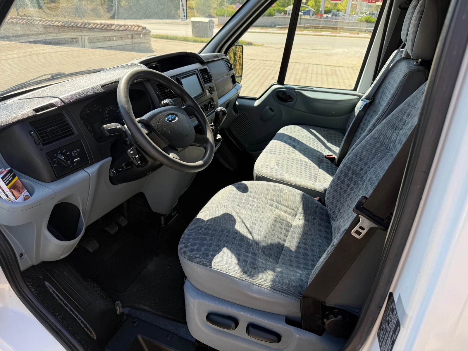 Ford Transit 2.2 - изображение 10