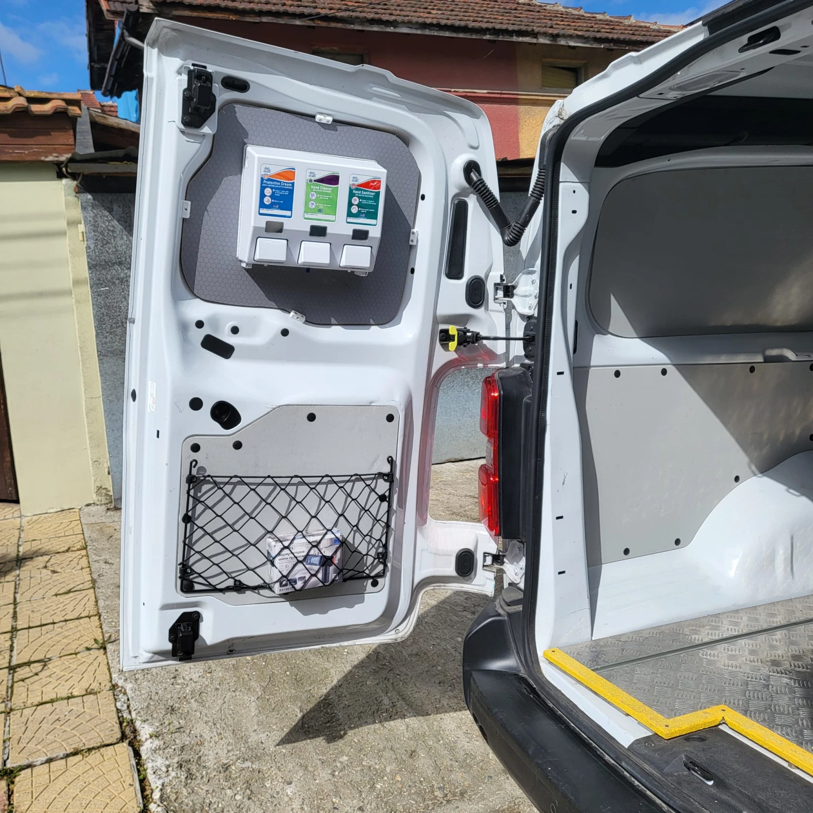 Opel Vivaro Long  Ev, снимка 5 - Бусове и автобуси - 54010596