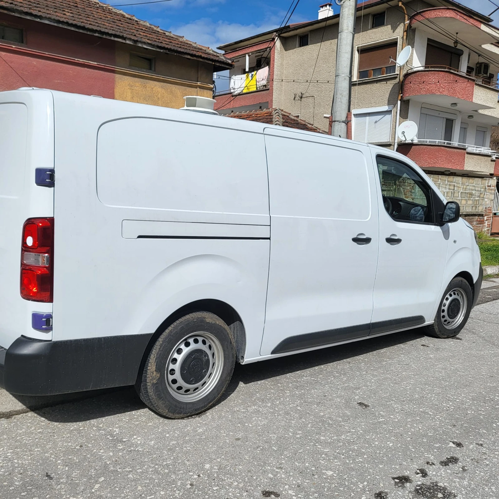 Opel Vivaro Long  Ev, снимка 2 - Бусове и автобуси - 54010596