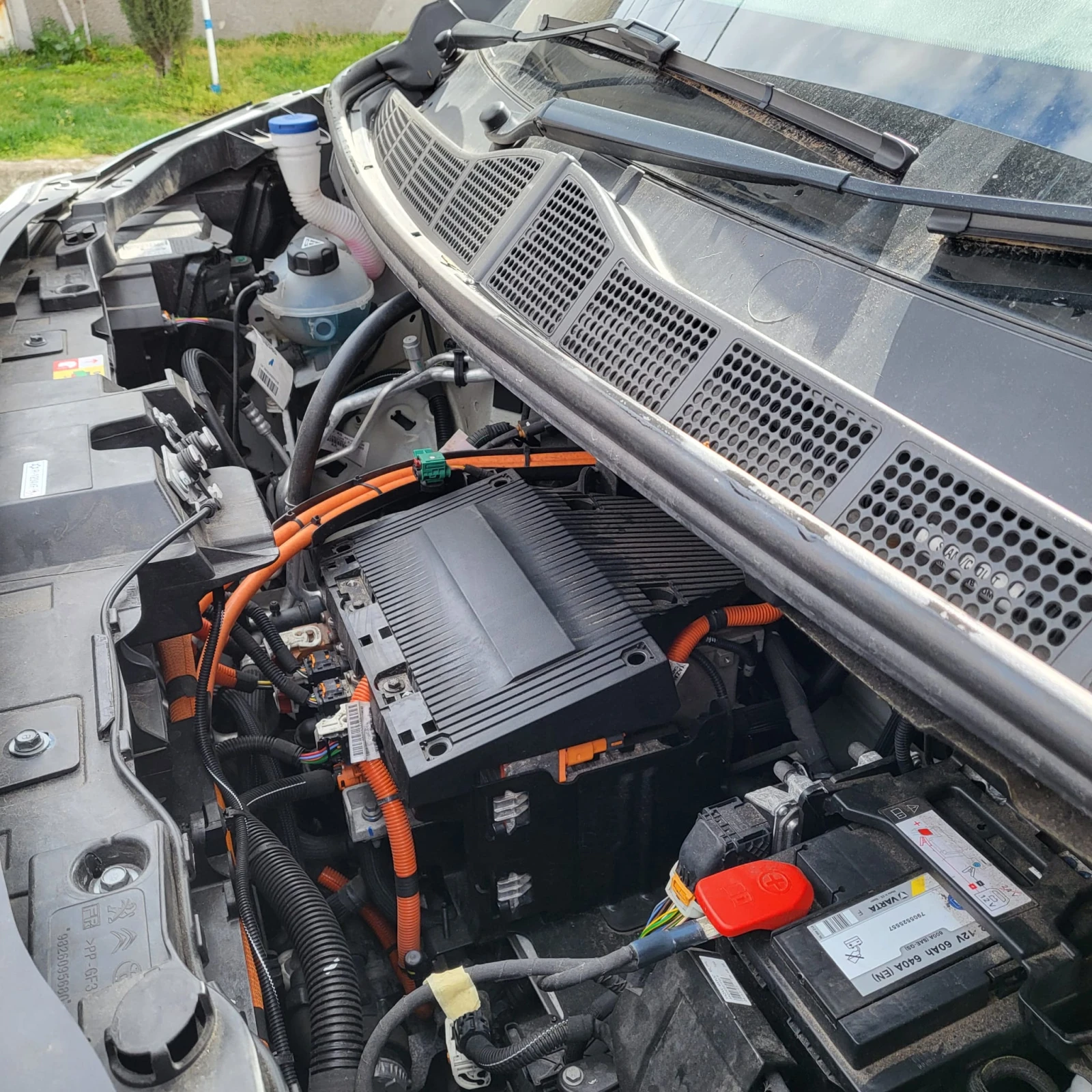 Opel Vivaro Long  Ev, снимка 10 - Бусове и автобуси - 54010596